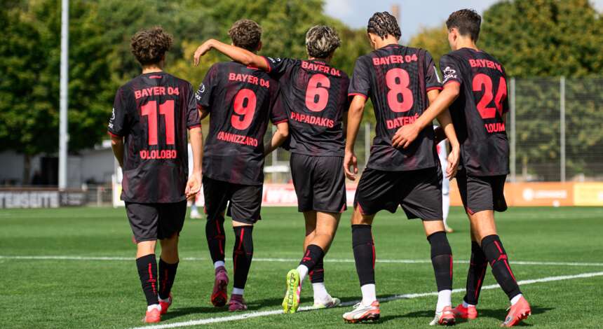 U17