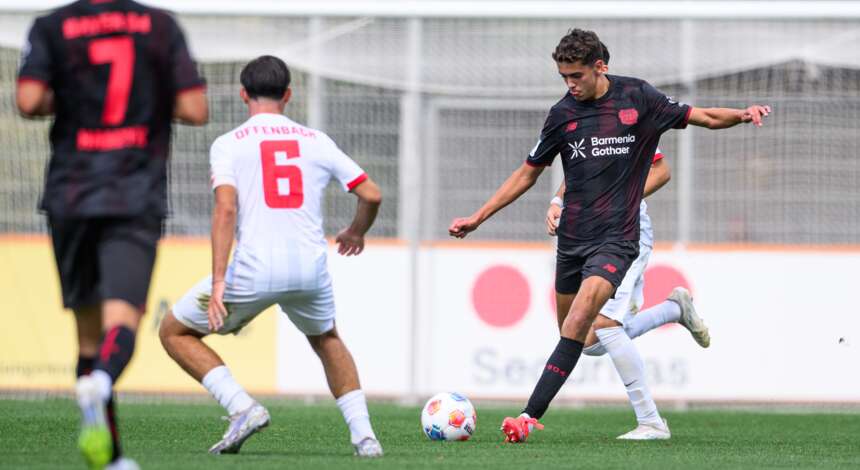 U17