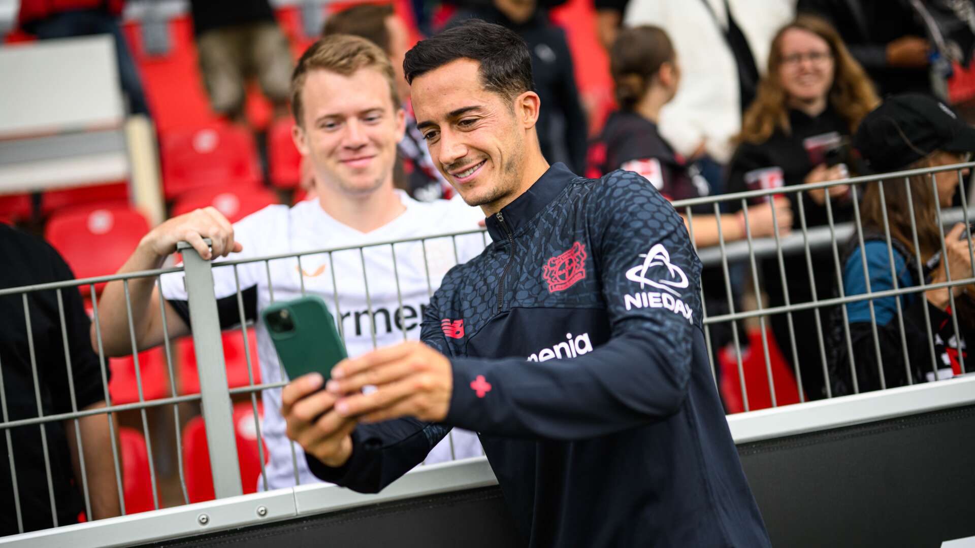 Lucas Vázquez und Fans