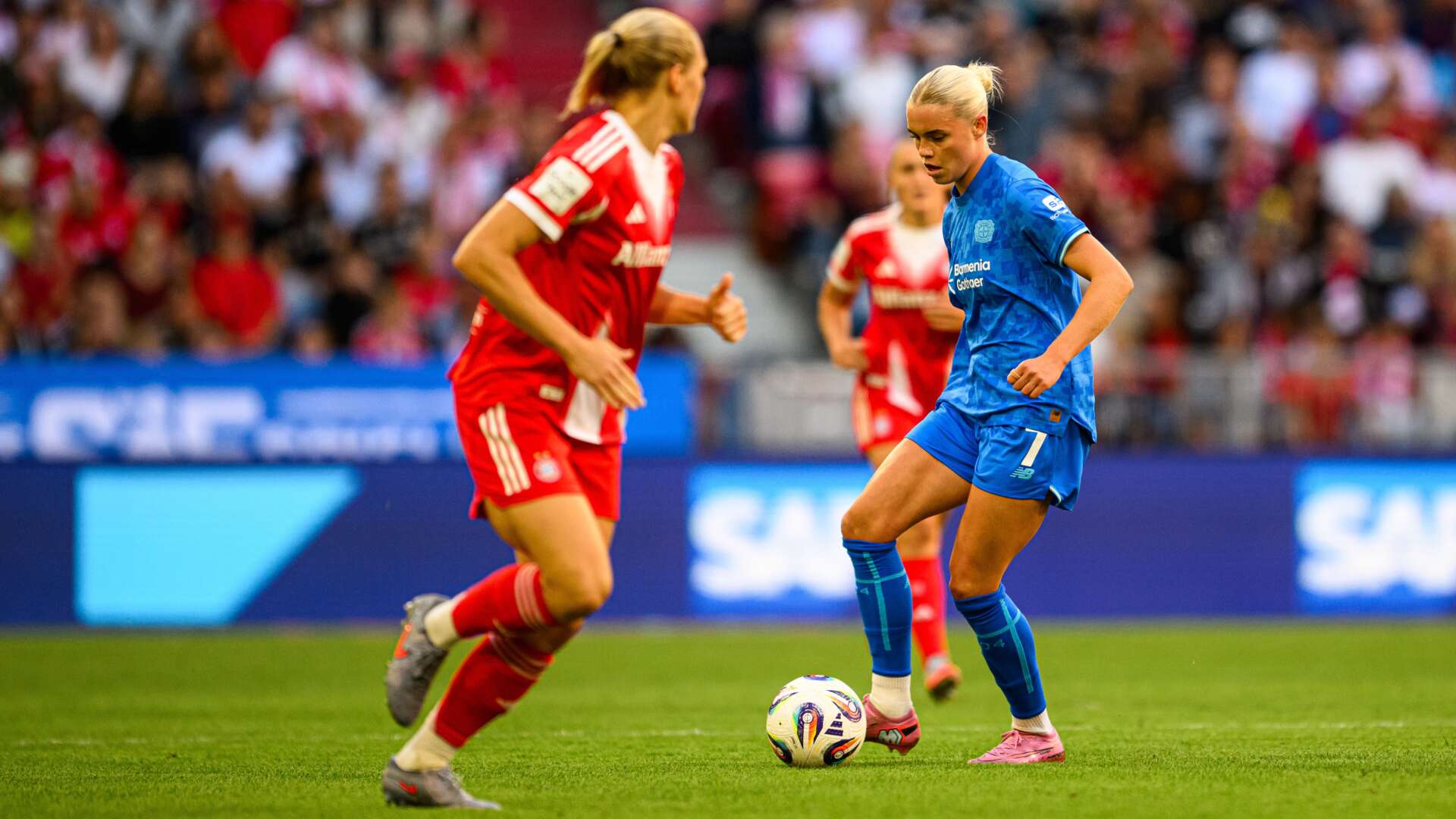 FC Bayern vs. Bayer 04