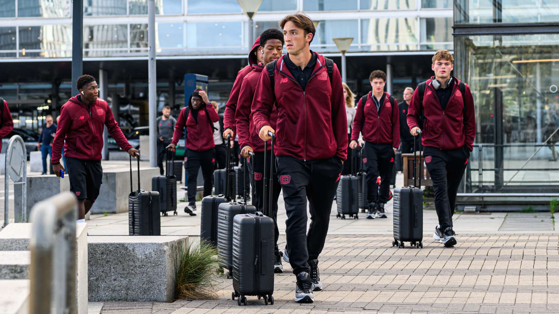 Ankunft der U19 am Teamhotel in Kopenhagen