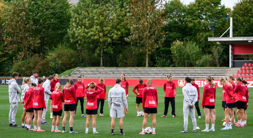 Training der Bayer 04-Frauen