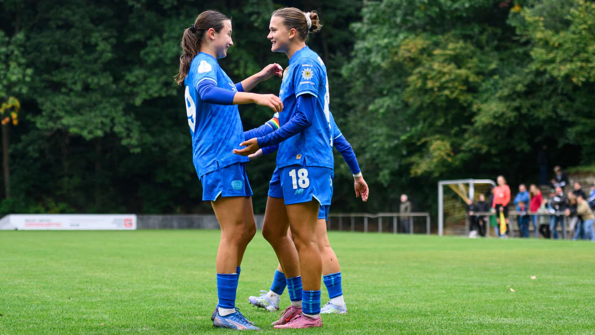 Loreen Bender und Julia Mickenhagen