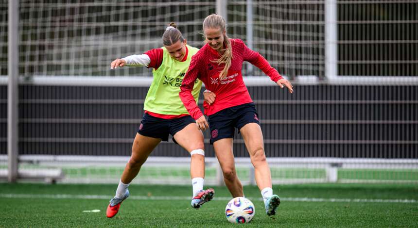 Julia Mickenhagen und Juliette Vidal