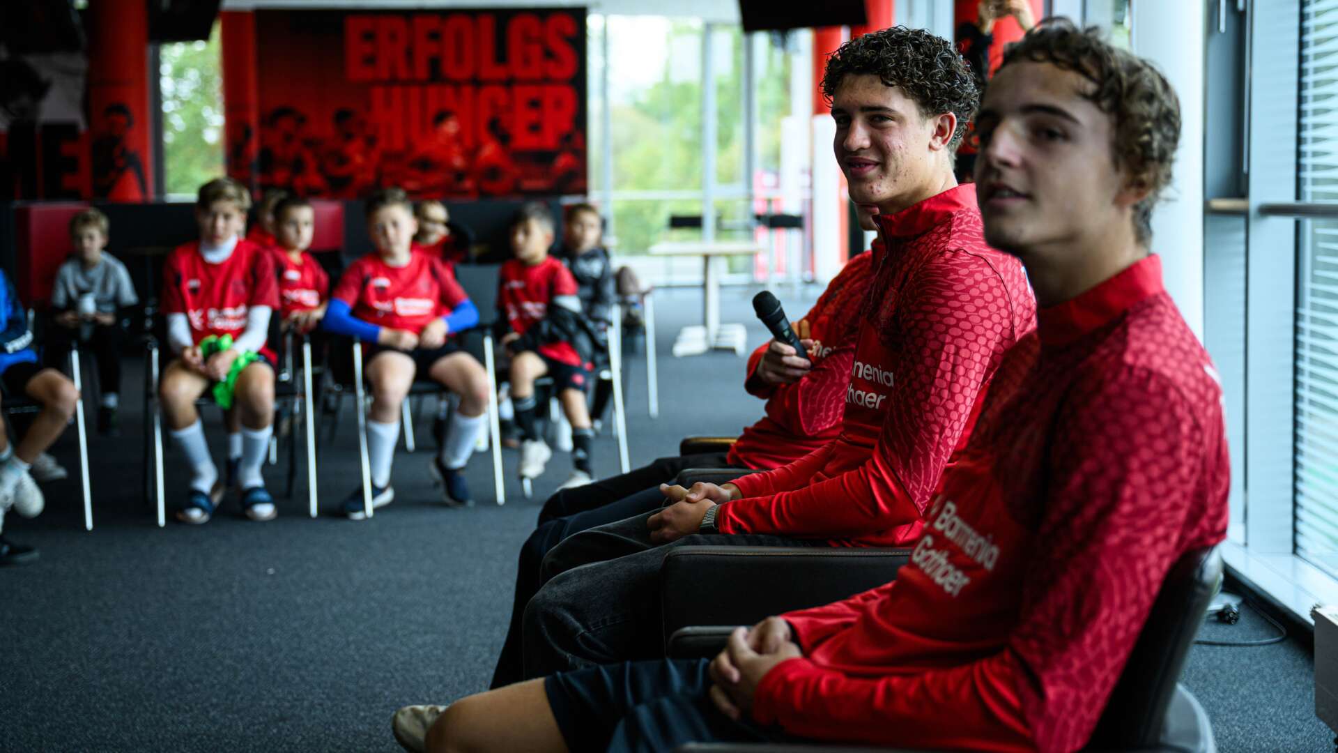 Pohl (r.) vor Berghoff beim Meet & Greet