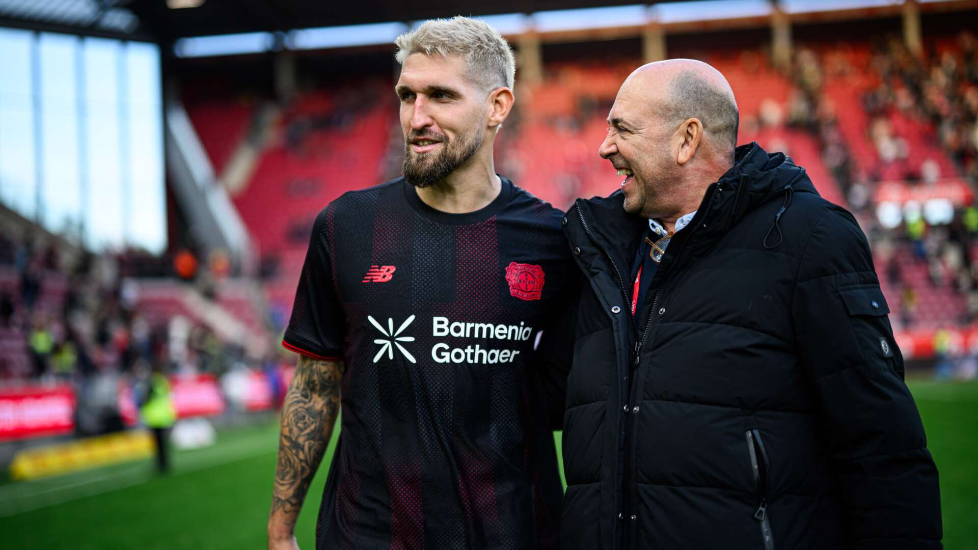 Fernando Carro mit Robert Andrich