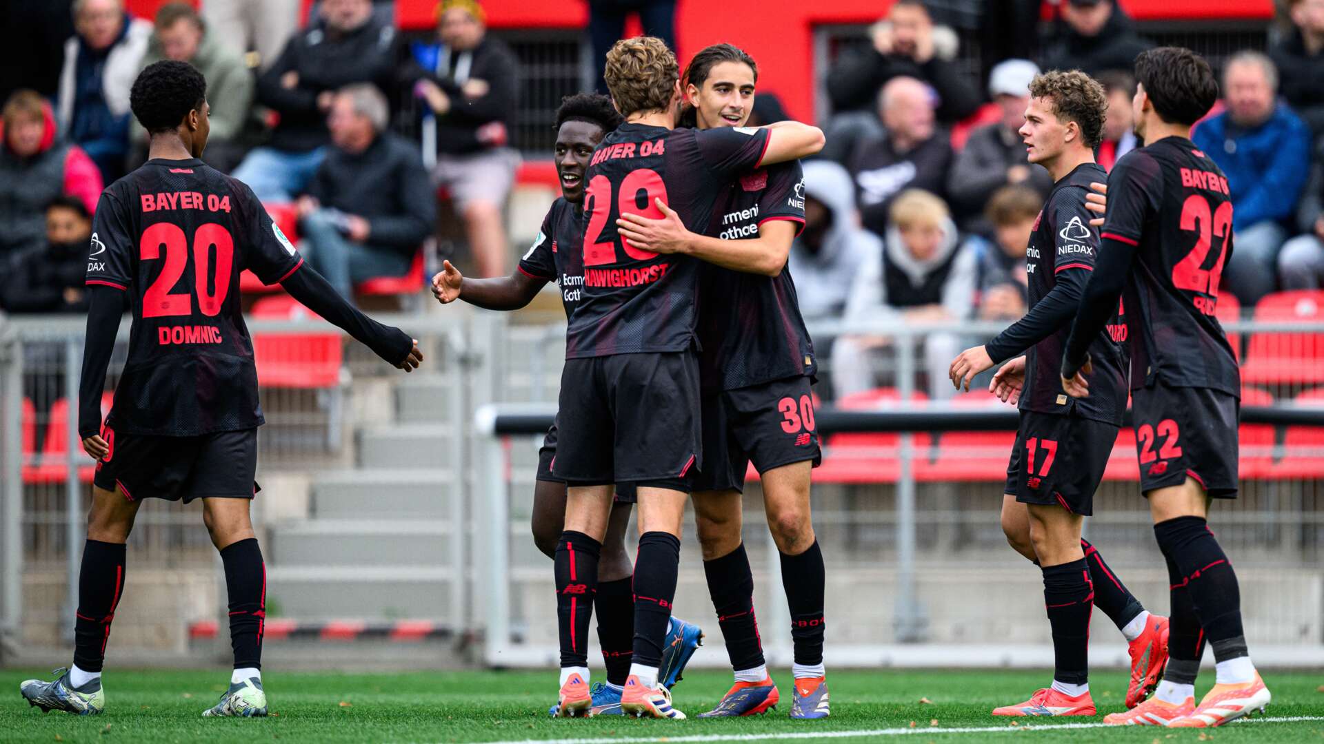Burak Kir gegen Paris Saint-Germain