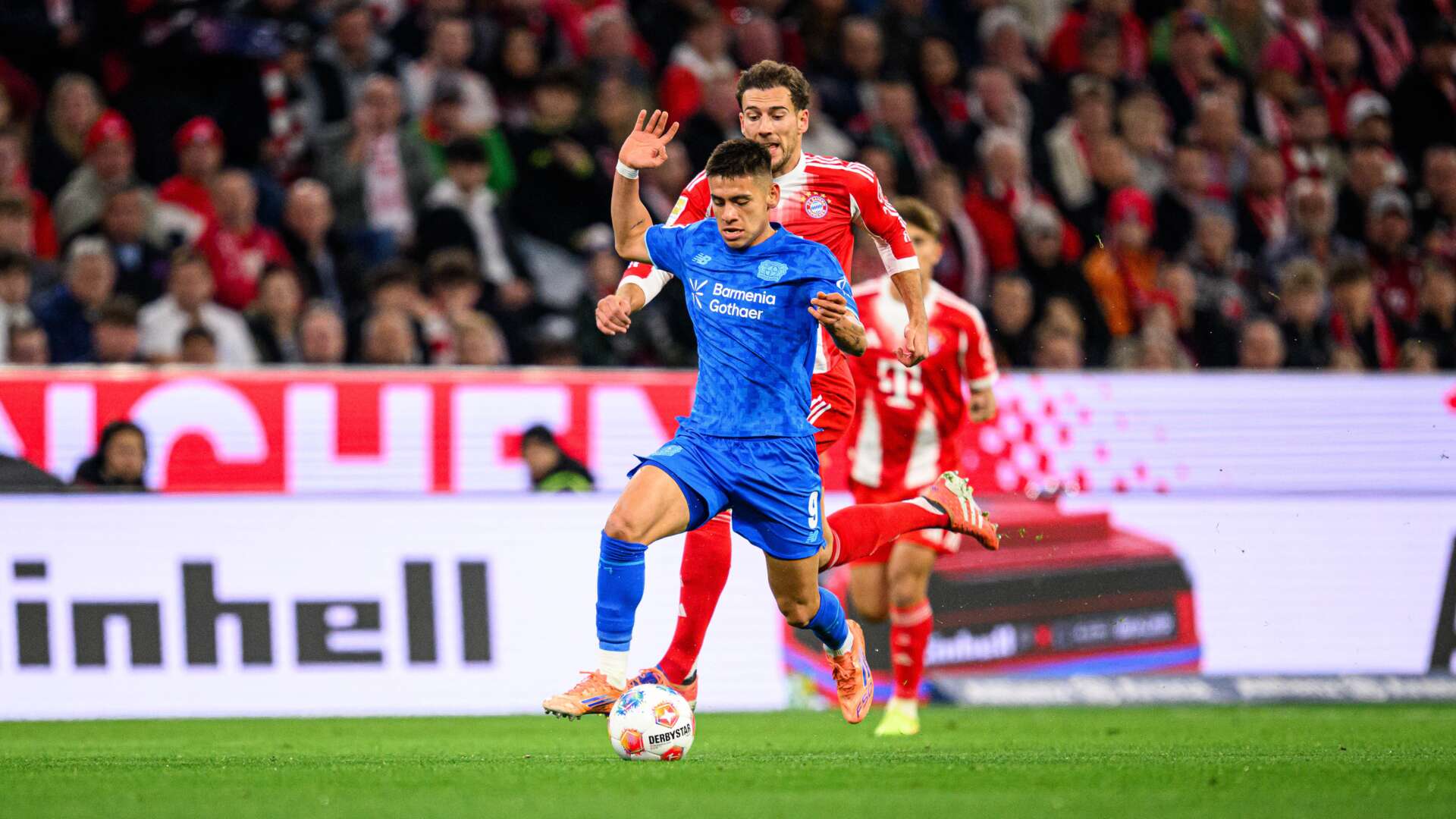 Echeverri im Angriff