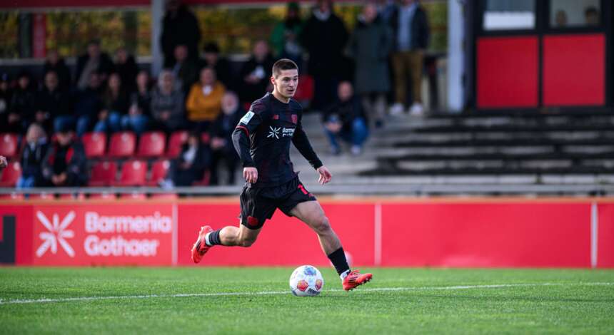 Nico Plett für die U17 von Bayer 04