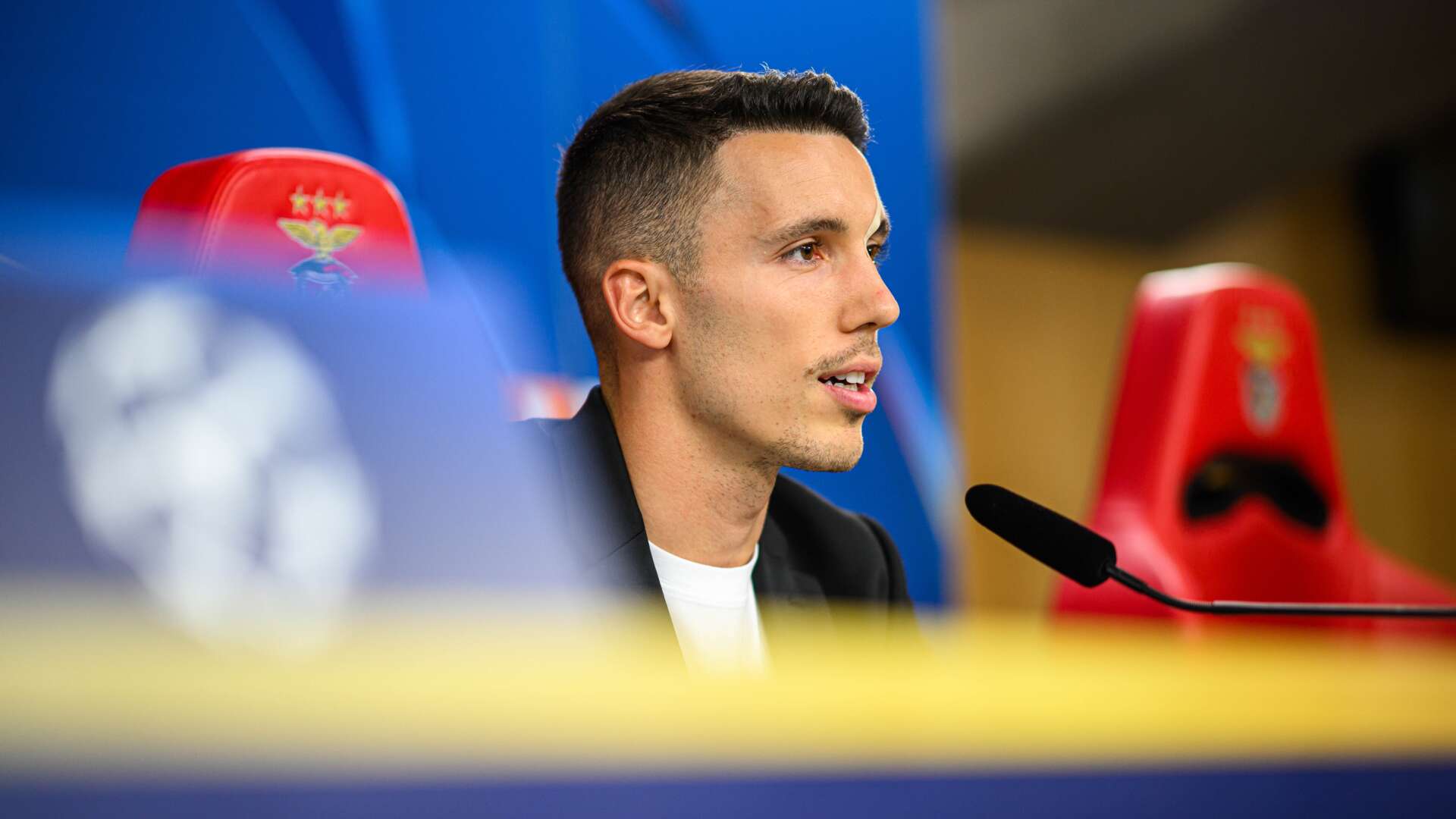 Alejandro Grimaldo vor #SLBB04