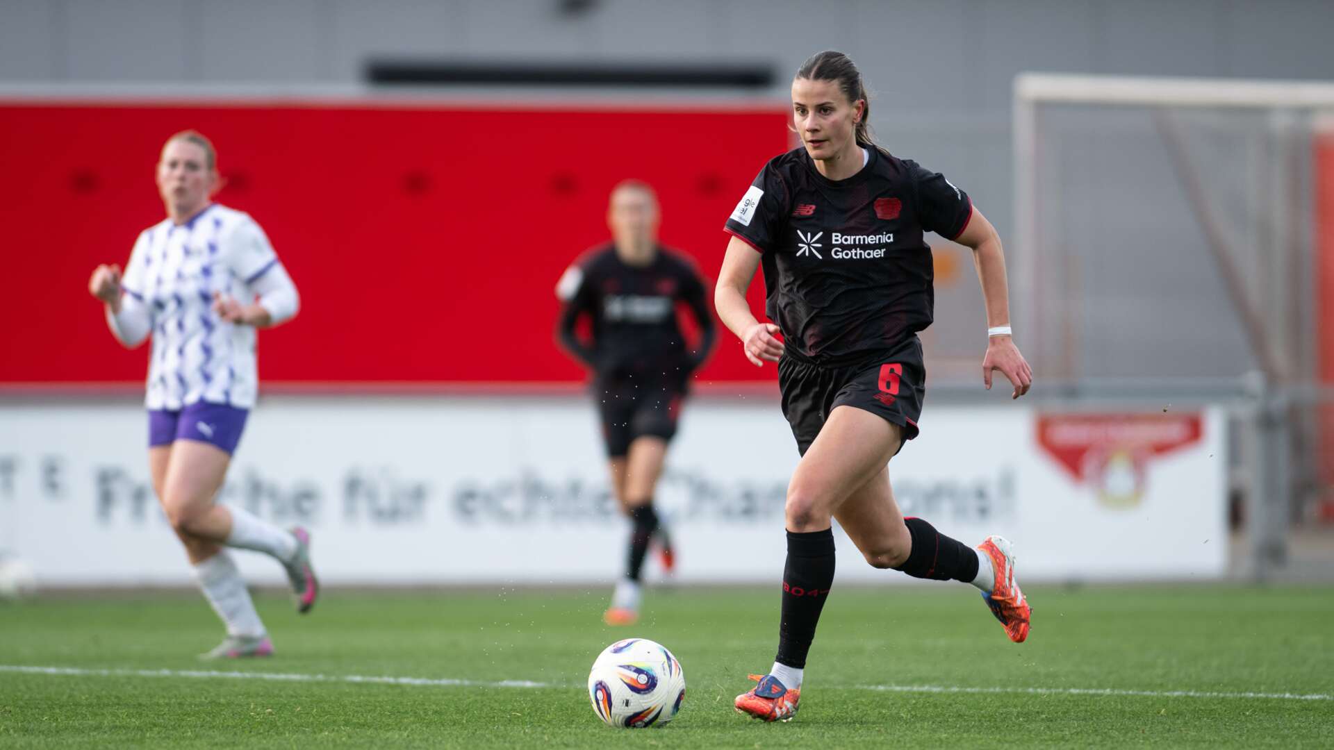 Katharina Piljic von den Bayer 04-Frauen