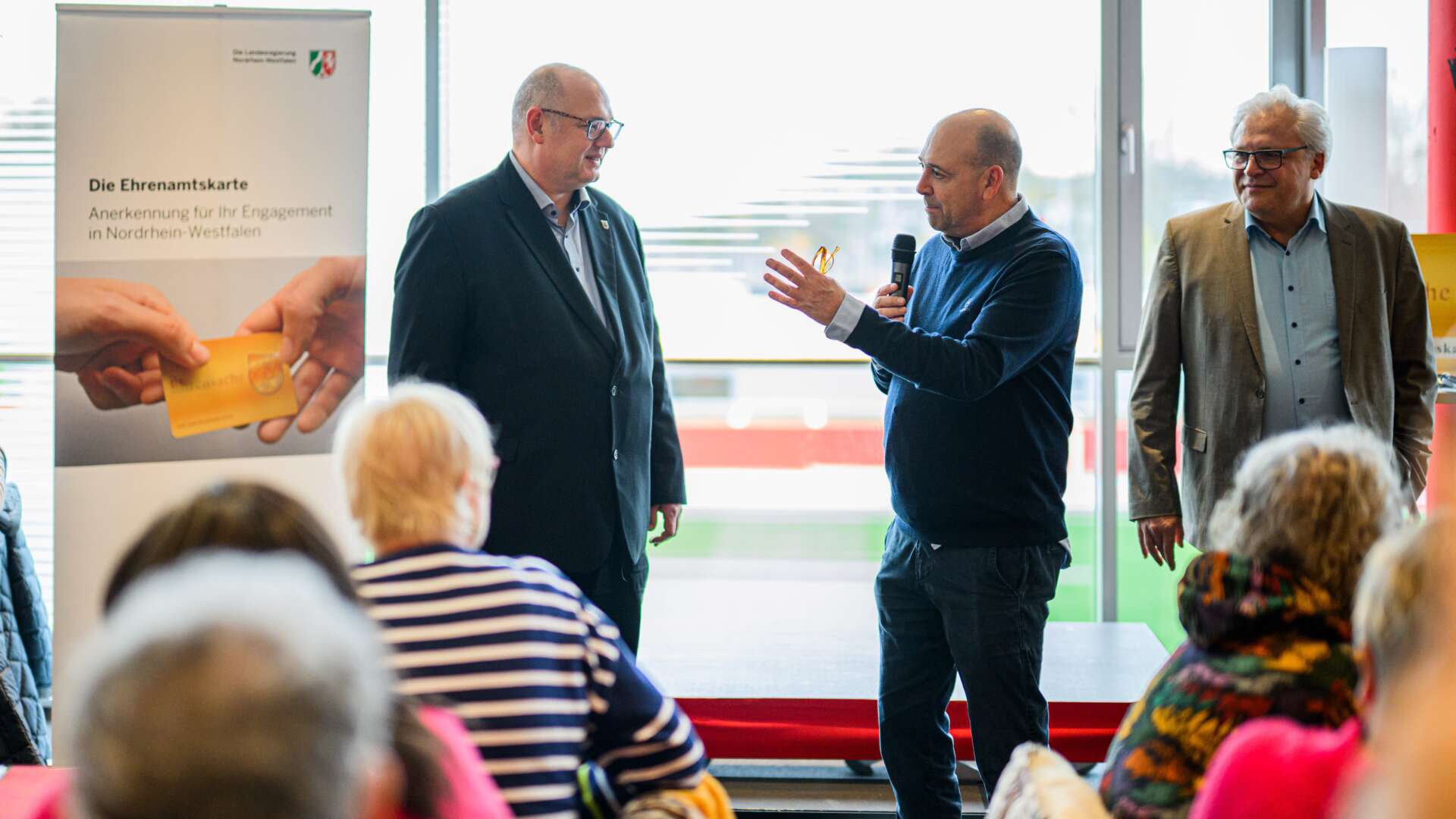 Fernando Carro beim Tag des Ehrenamts in der BayArena