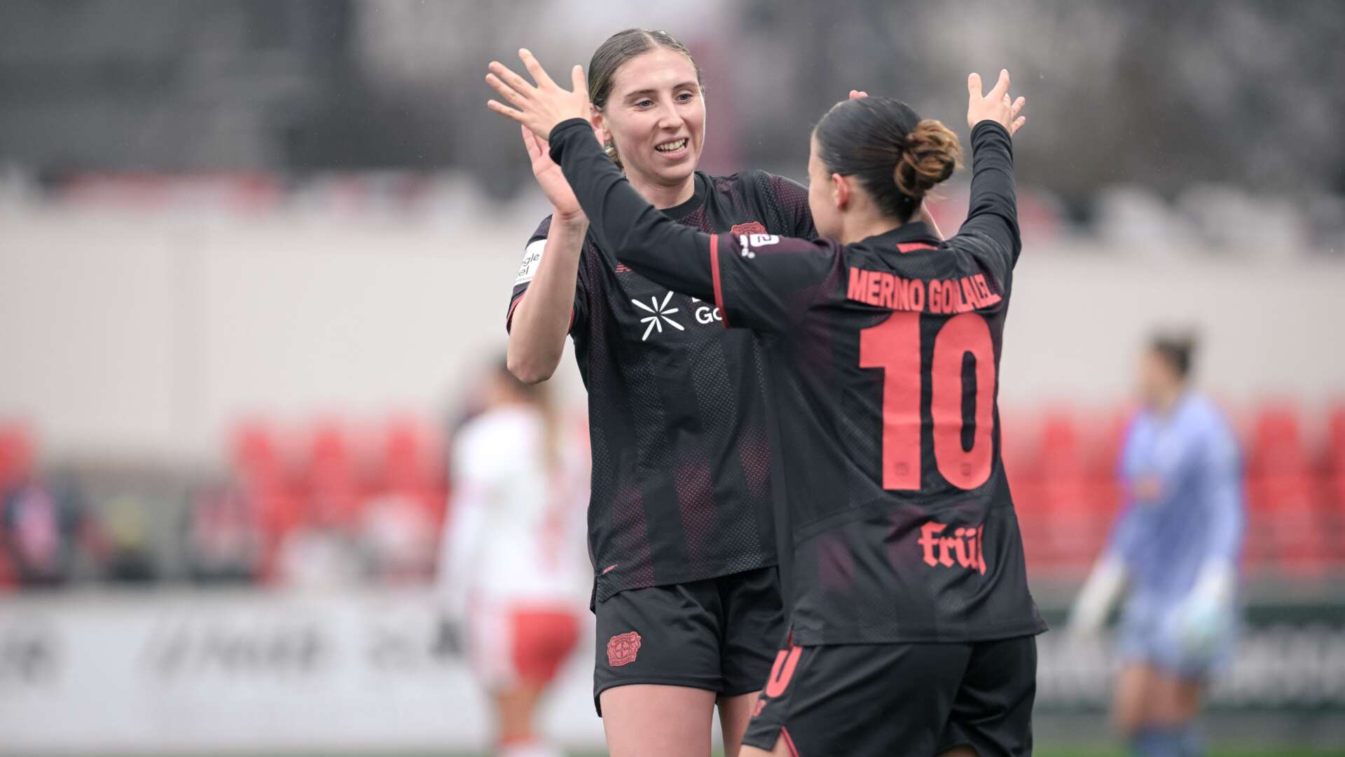 Caroline Kehrer und Estrella Merino Gonzalez