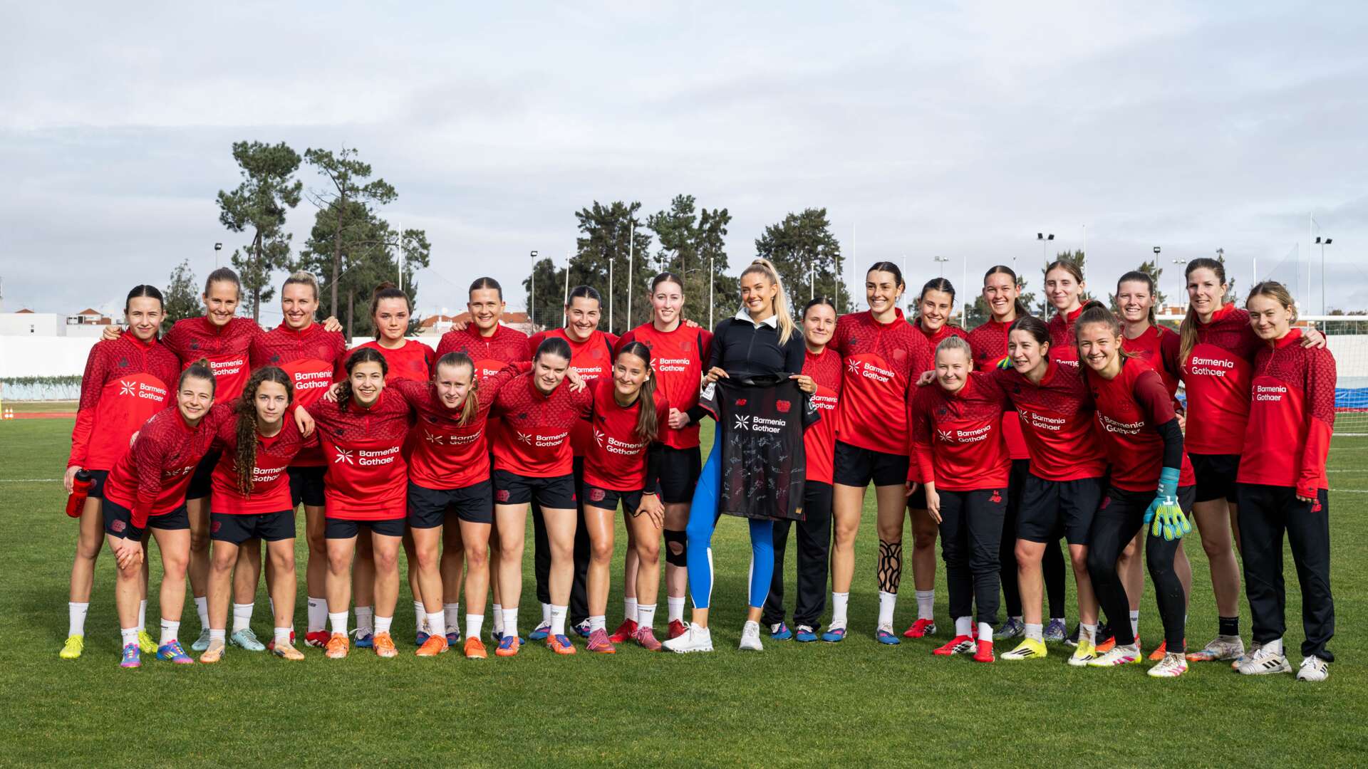Gruppenfoto mit Alica Schmidt