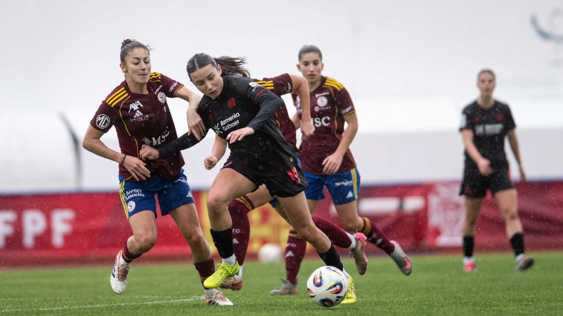 Loreen Bender am Ball