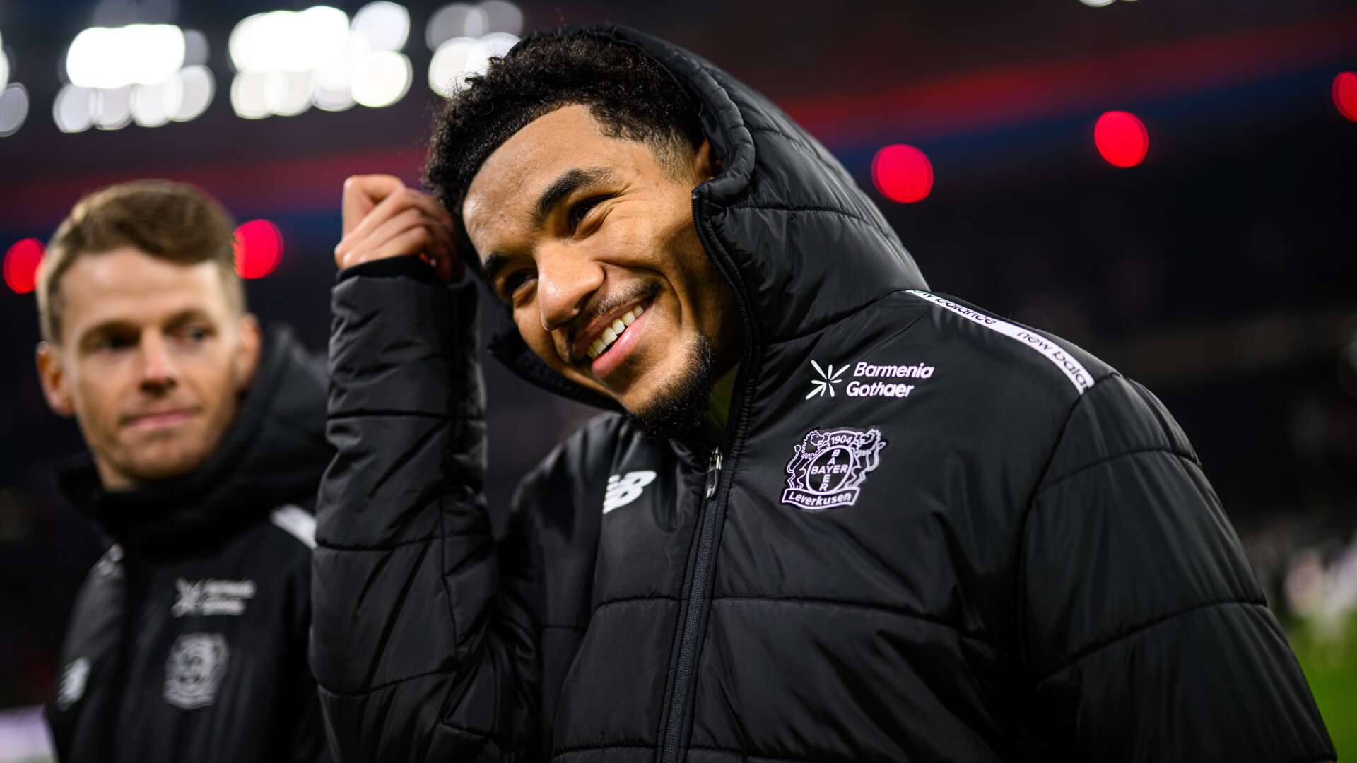 Malik Tillman und Jonas Omlin