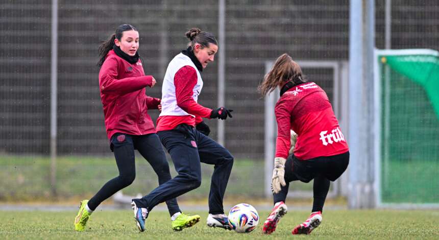 Carlotta Wamser am Ball