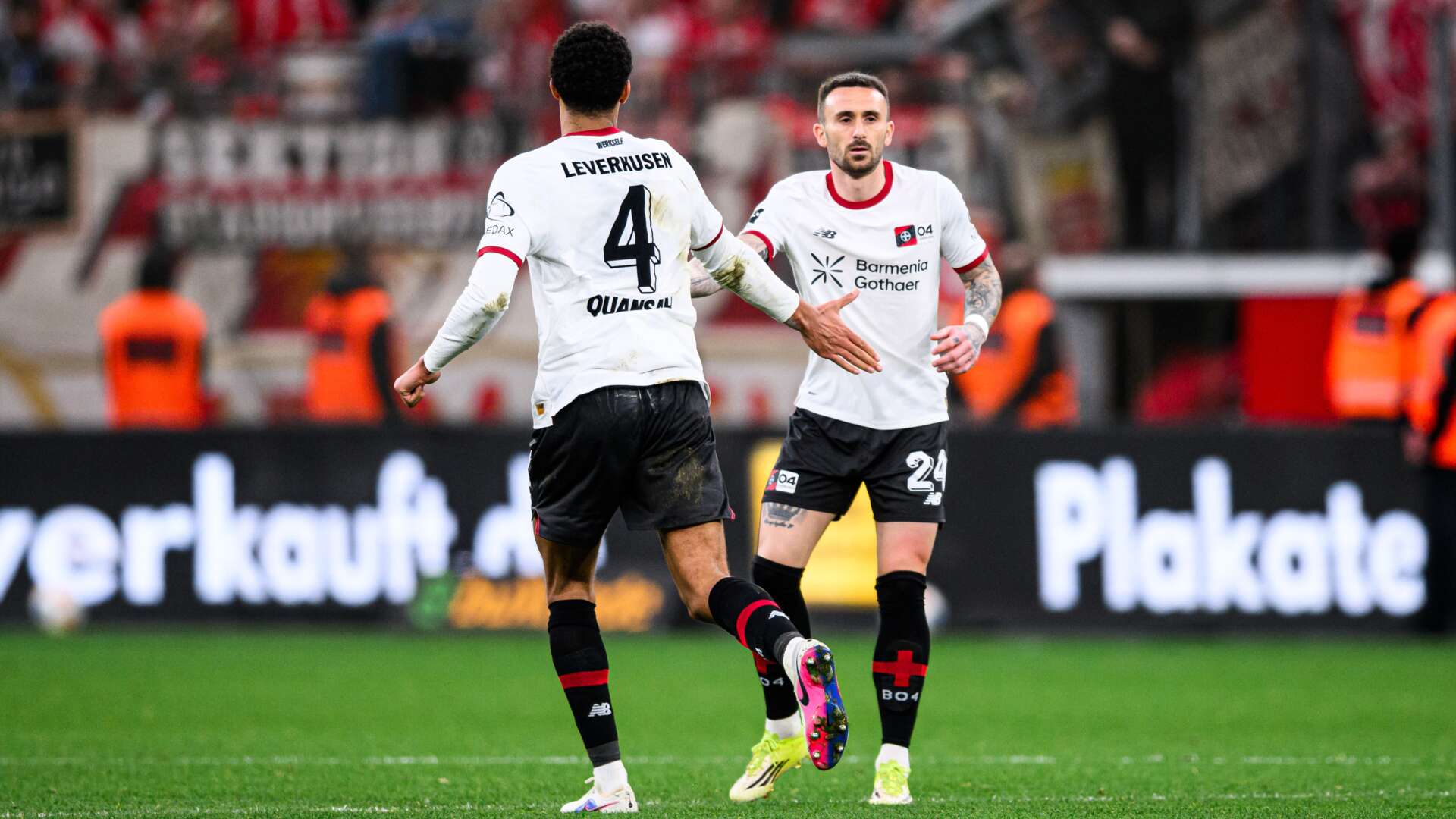 Jarell Quansah und Aleix Garcia