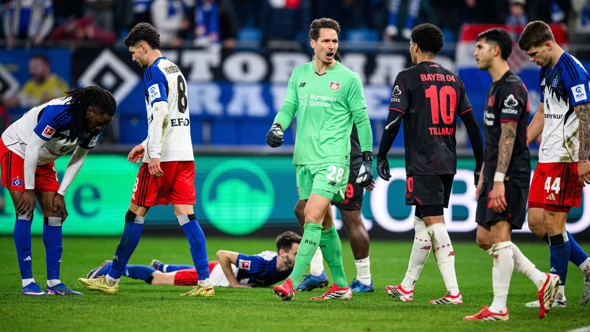 Hamburger SV gegen Bayer 04