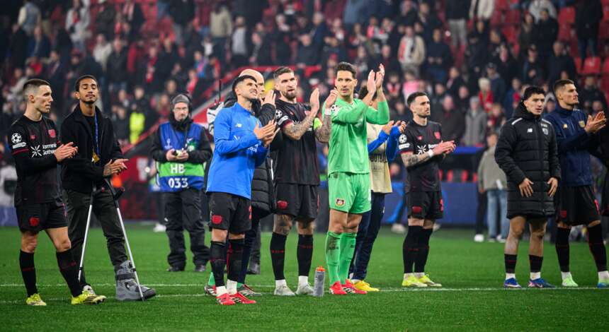 Werkself bedankt sich bei den Bayer 04-Fans