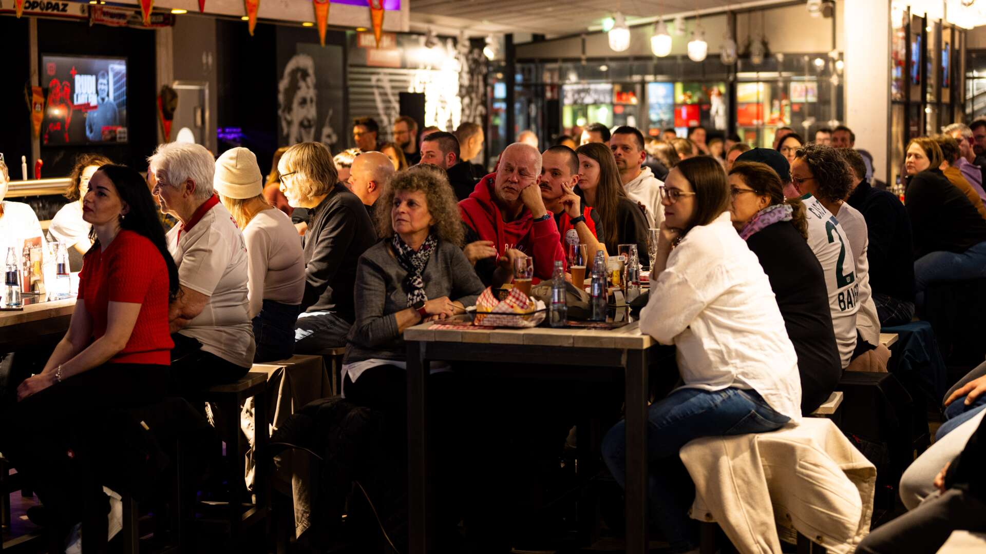 Gäste bei Rudi lädt ein