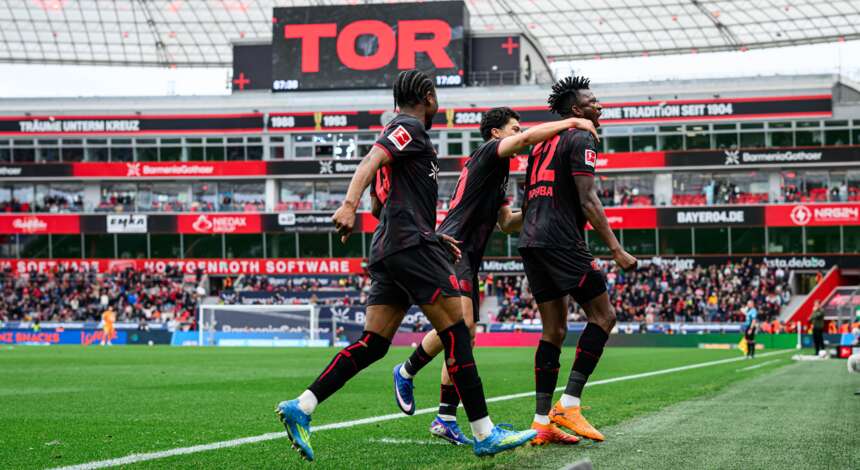 Edmond Tapsoba und Co. jubeln in der BayArena