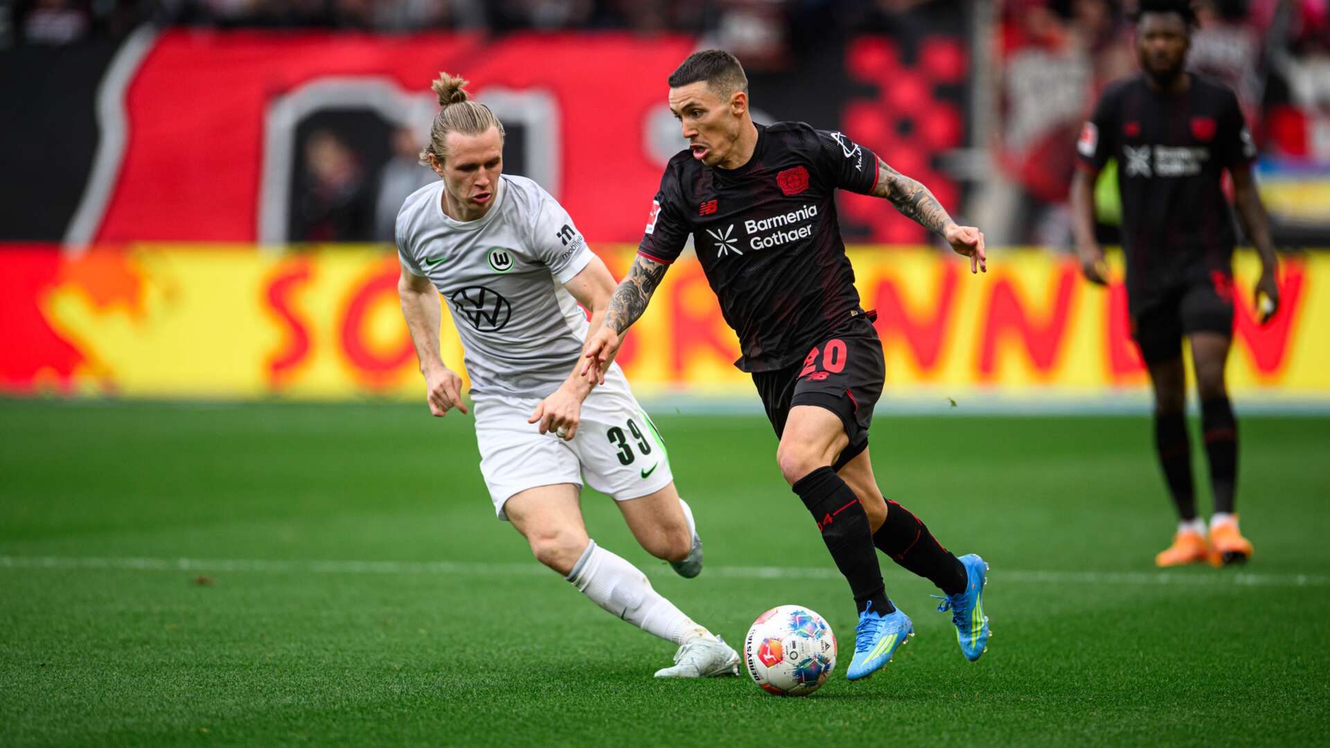 Alejandro Grimaldo gegen Patrick Wimmer