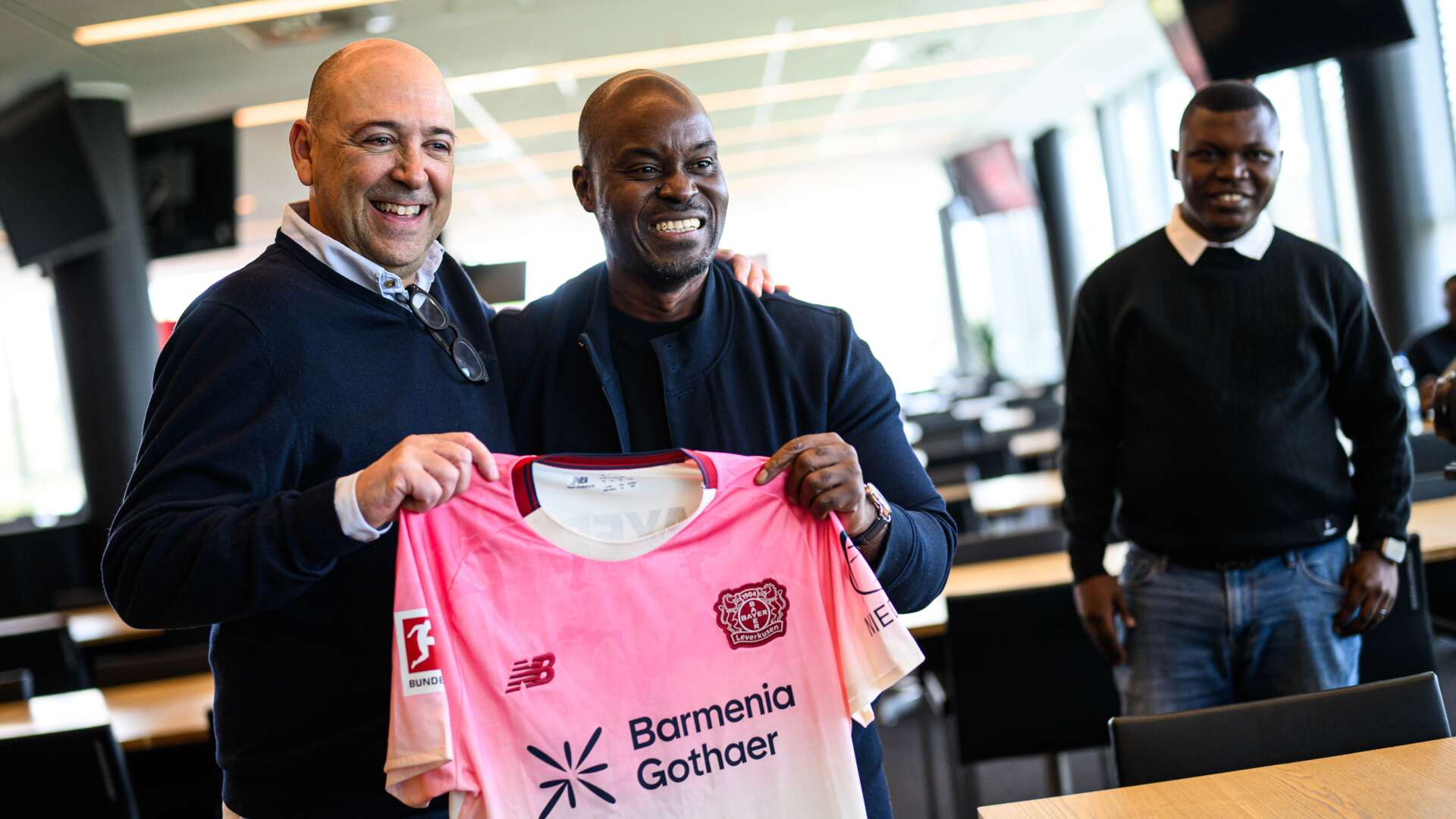 Fernando Carro beim Besuch afrikanischer Journalisten