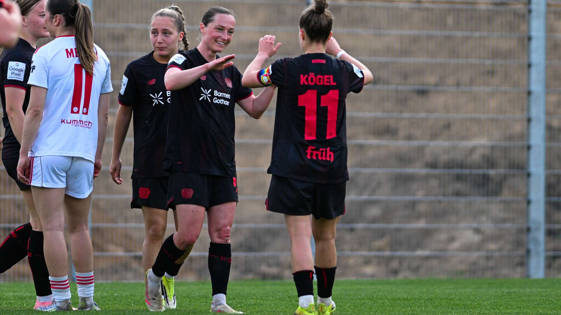 Torjubel dank Vanessa Haim