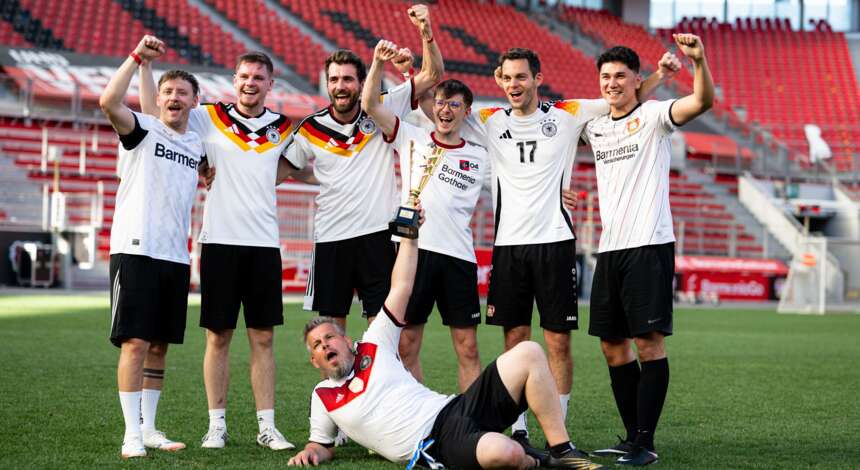 Mitglieder-Kick in der BayArena