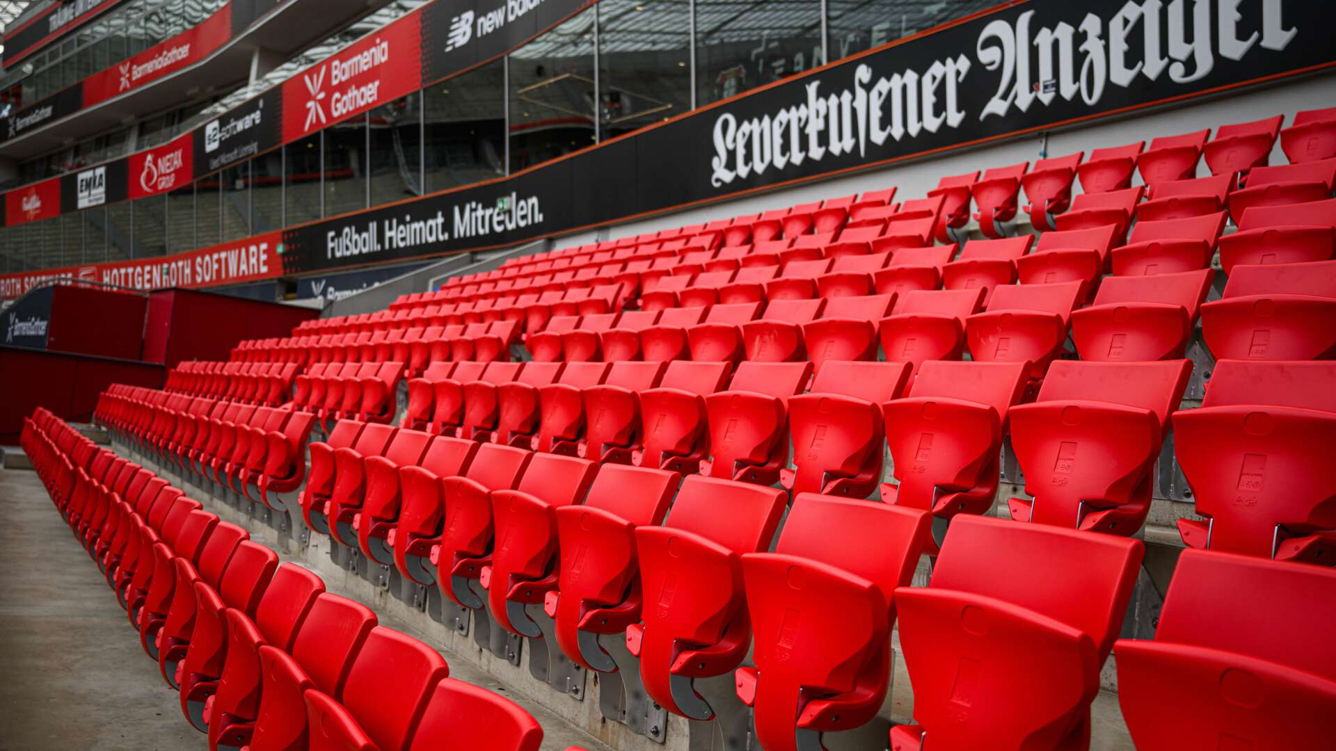Neue Bestuhlung der BayArena