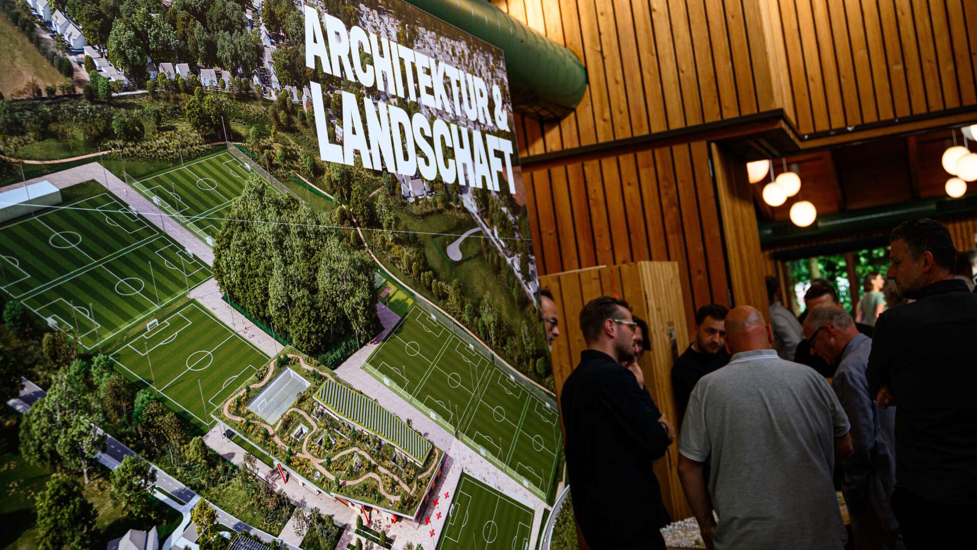 Bürgerveranstaltung zum geplanten Campus in Monheim am Rhein