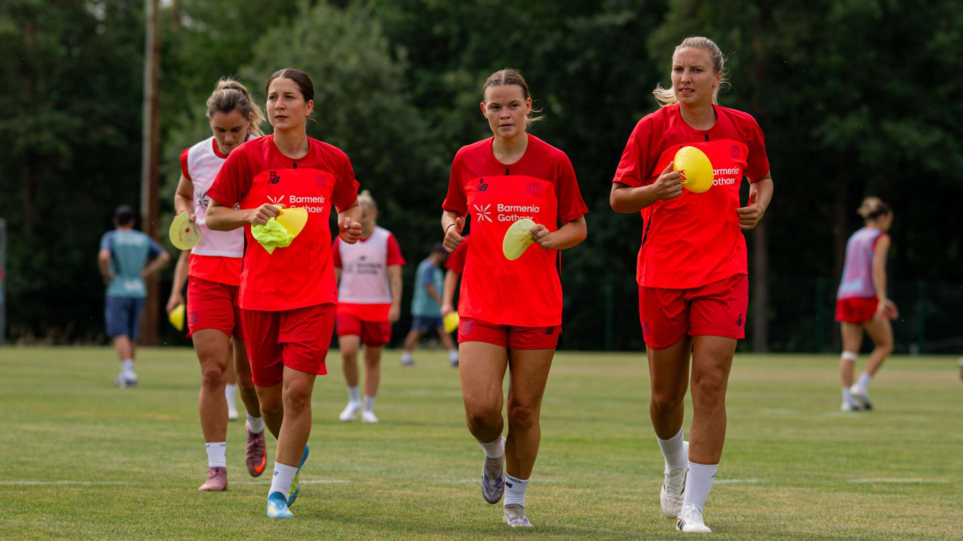Ruby Grant, Justine Brandau und Melissa Friedrich