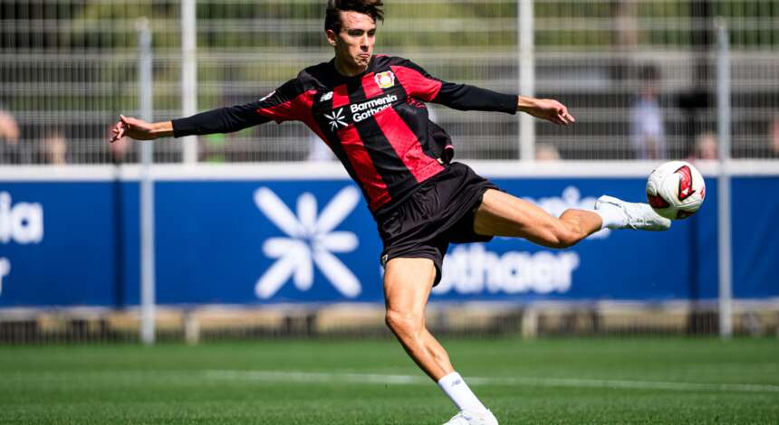 Groß und torgefährlich: Neuzugang Aleksa Damjanovic