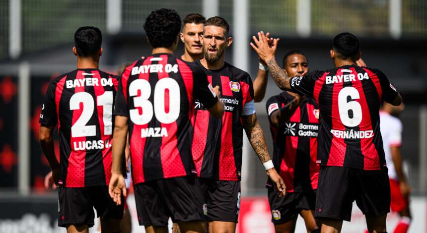 Die Werkself bejubelt das 1:0