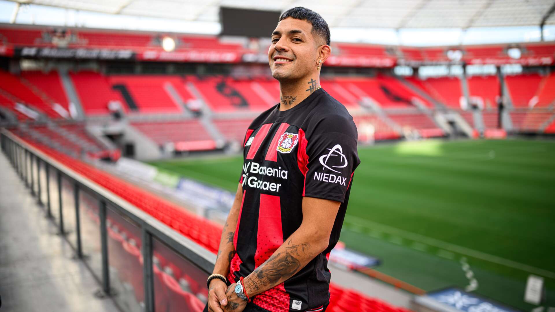 Facundo Medina in der BayArena