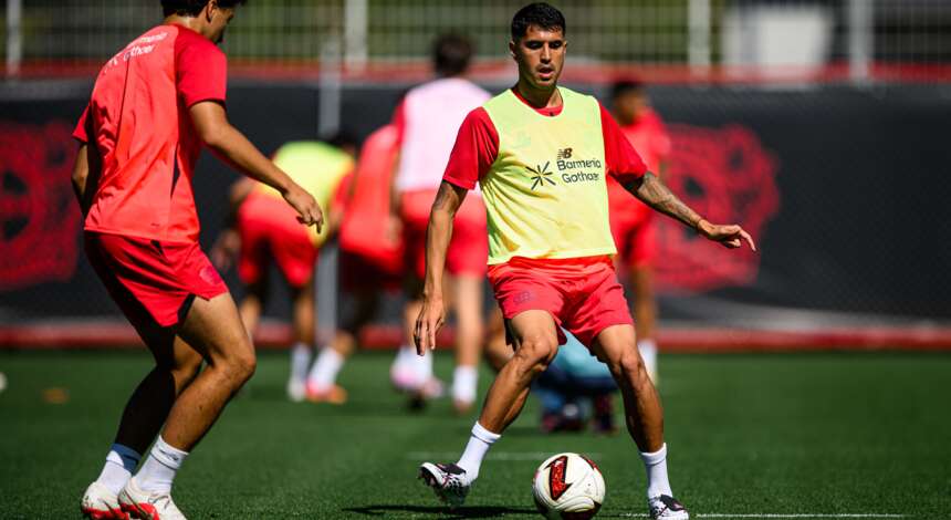 Exequiel Palacios im Training