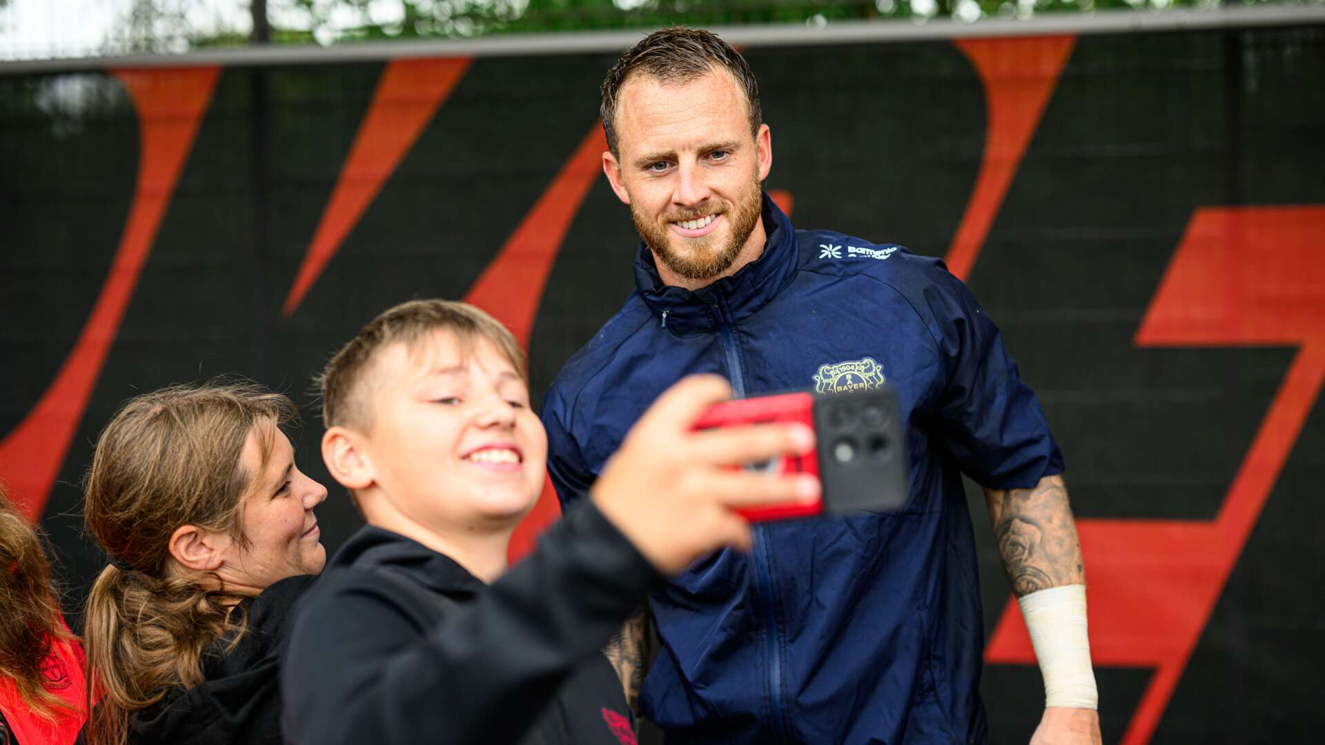 Mark Flekken bei den Fans