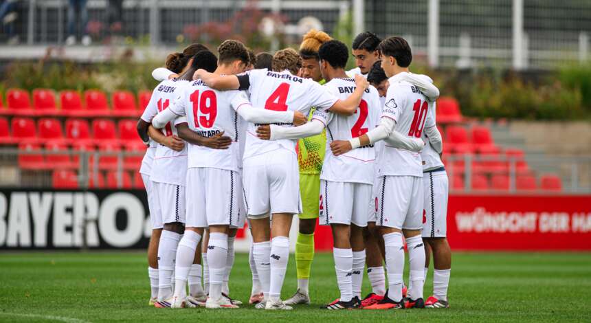 Die U19 von Bayer 04 im UHS