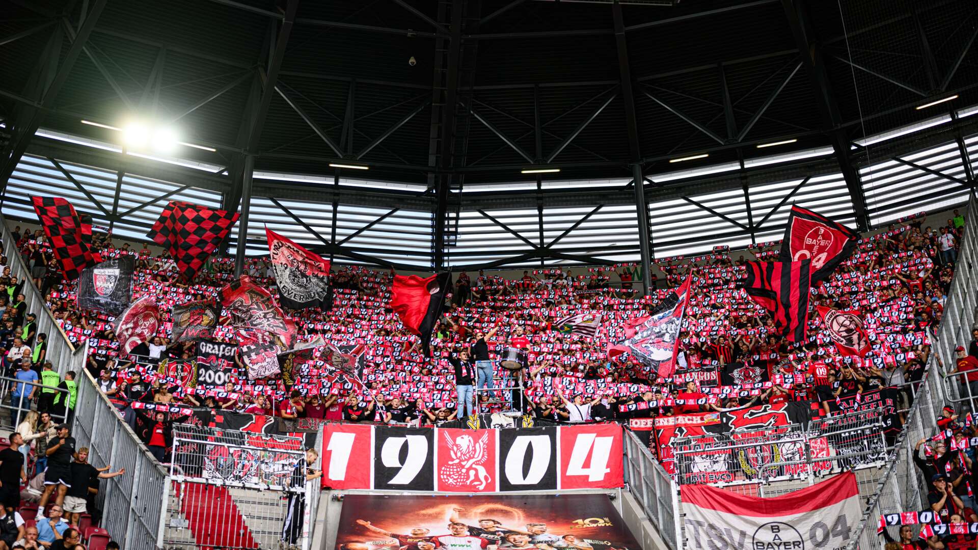 Die Bayer 04-Fans in Augsburg