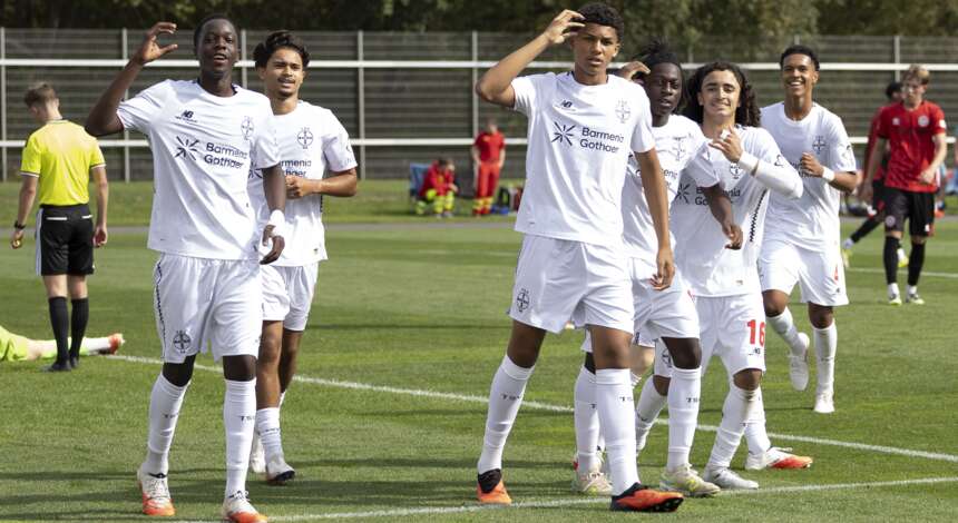 U17 beim Torjubel