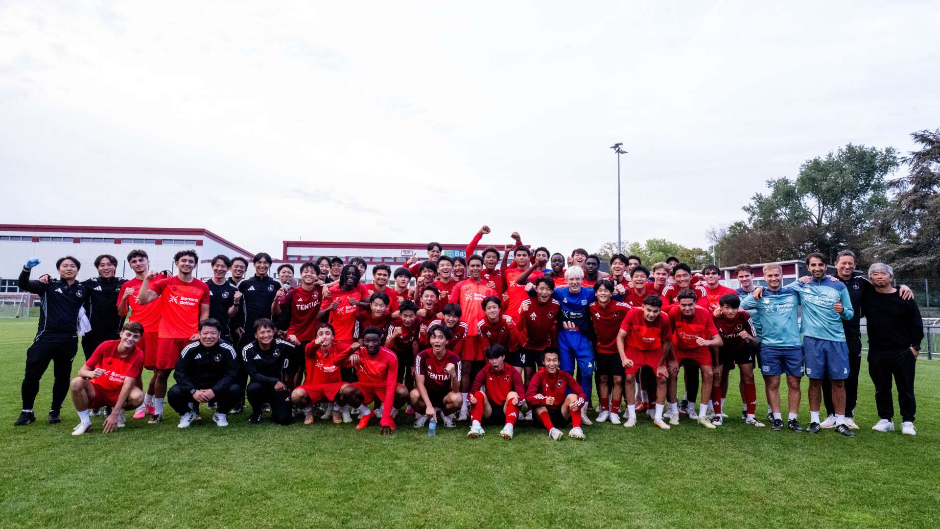 Gemeinsames Training der U17 mit dem japanischen U17-Auswahlteam