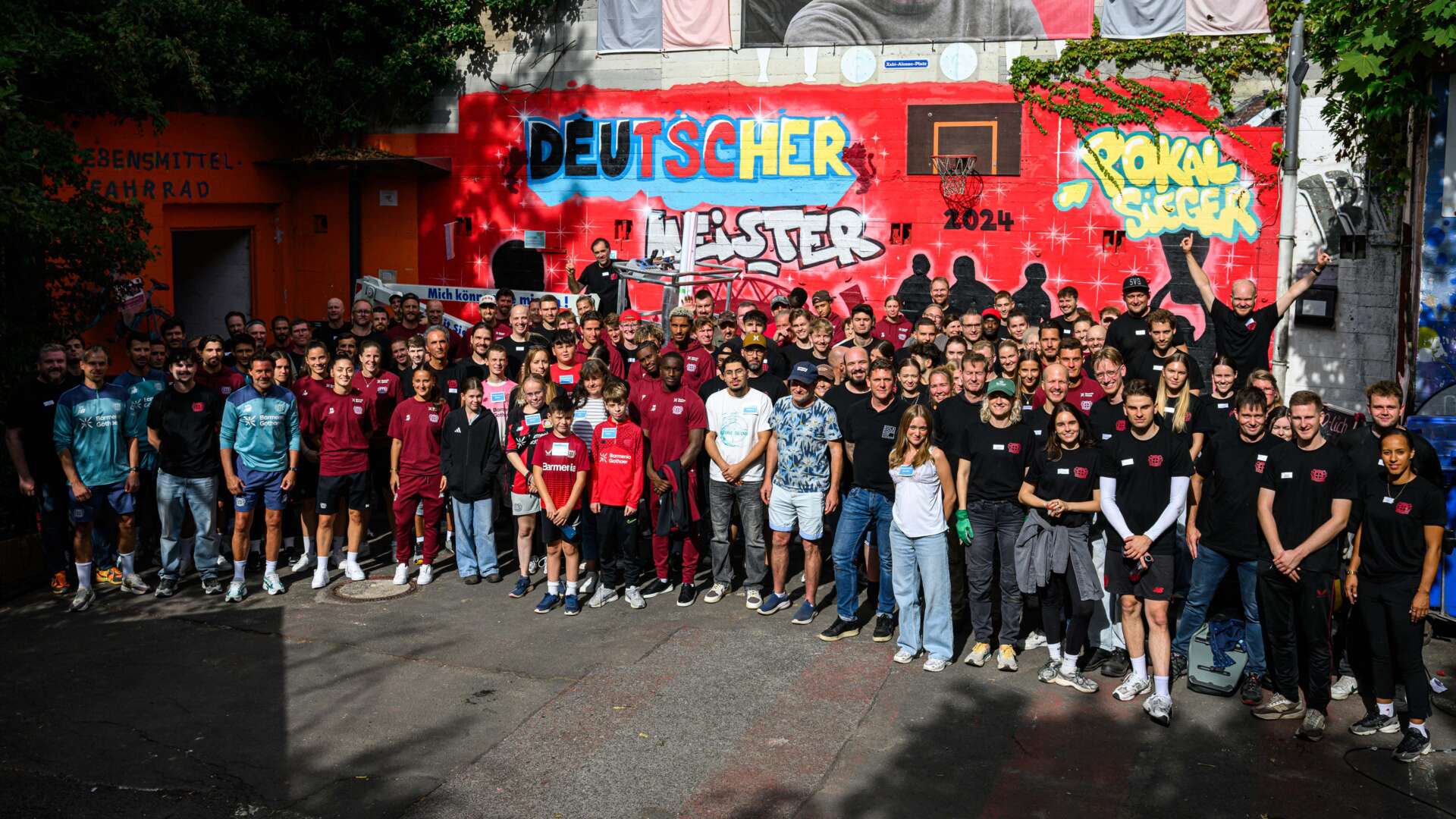 10. BAYER 04-HILFT-Tag am Jugendzentrum Bunker
