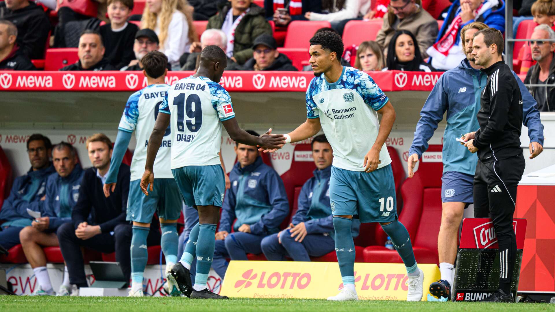 Moussa Diaby und Malik Tillman