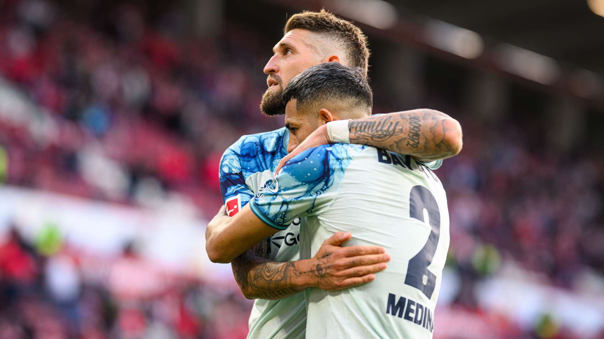 Robert Andrich und Facundo Medina