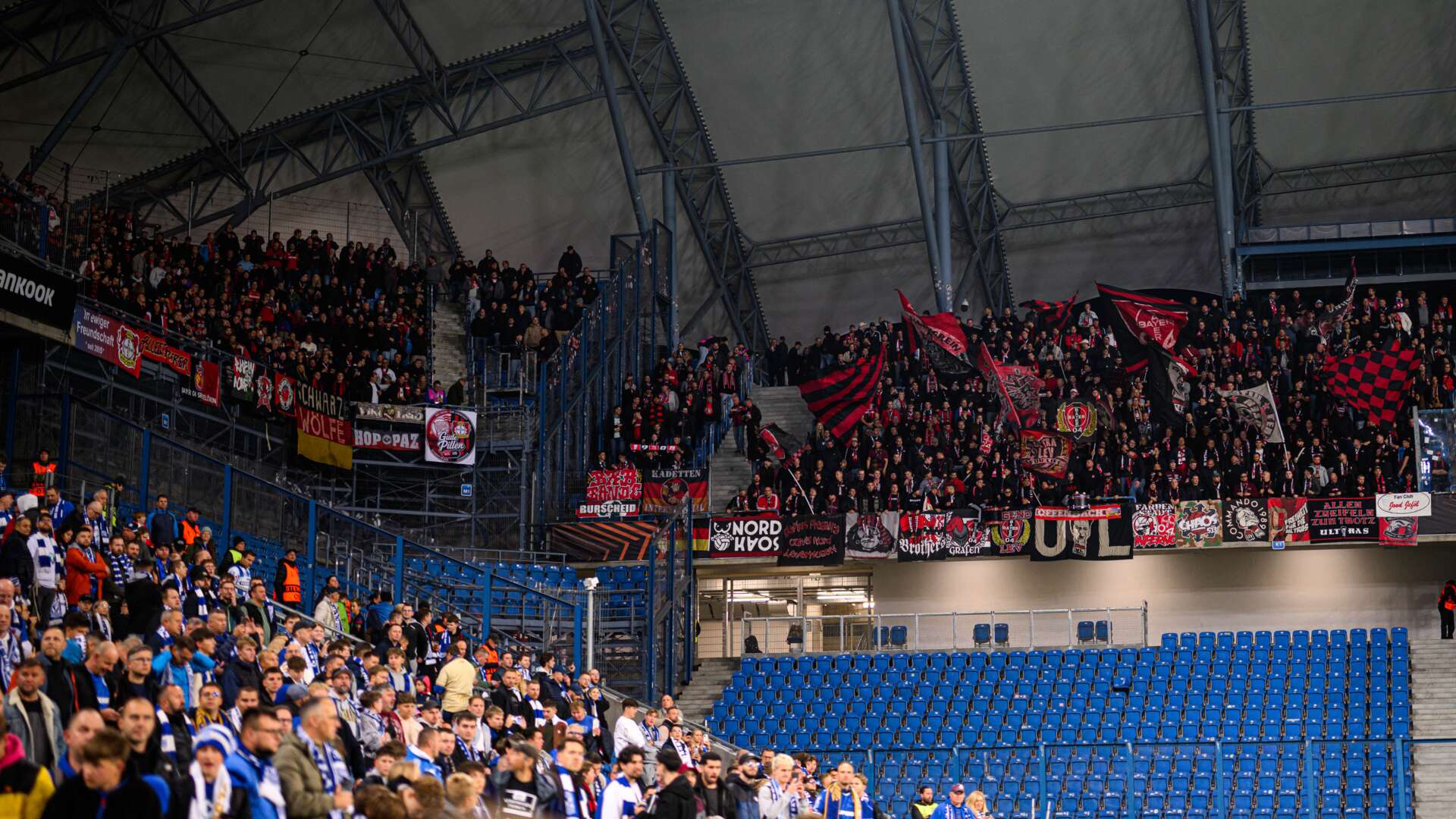 Die Bayer 04-Fans in Posen
