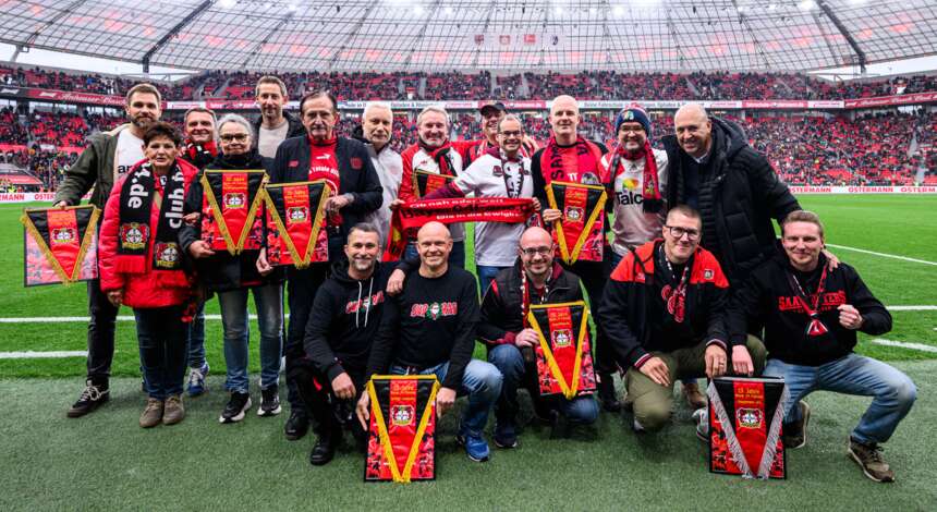 Ehrung der Fanclubs beim Heimspiel gegen Freiburg
