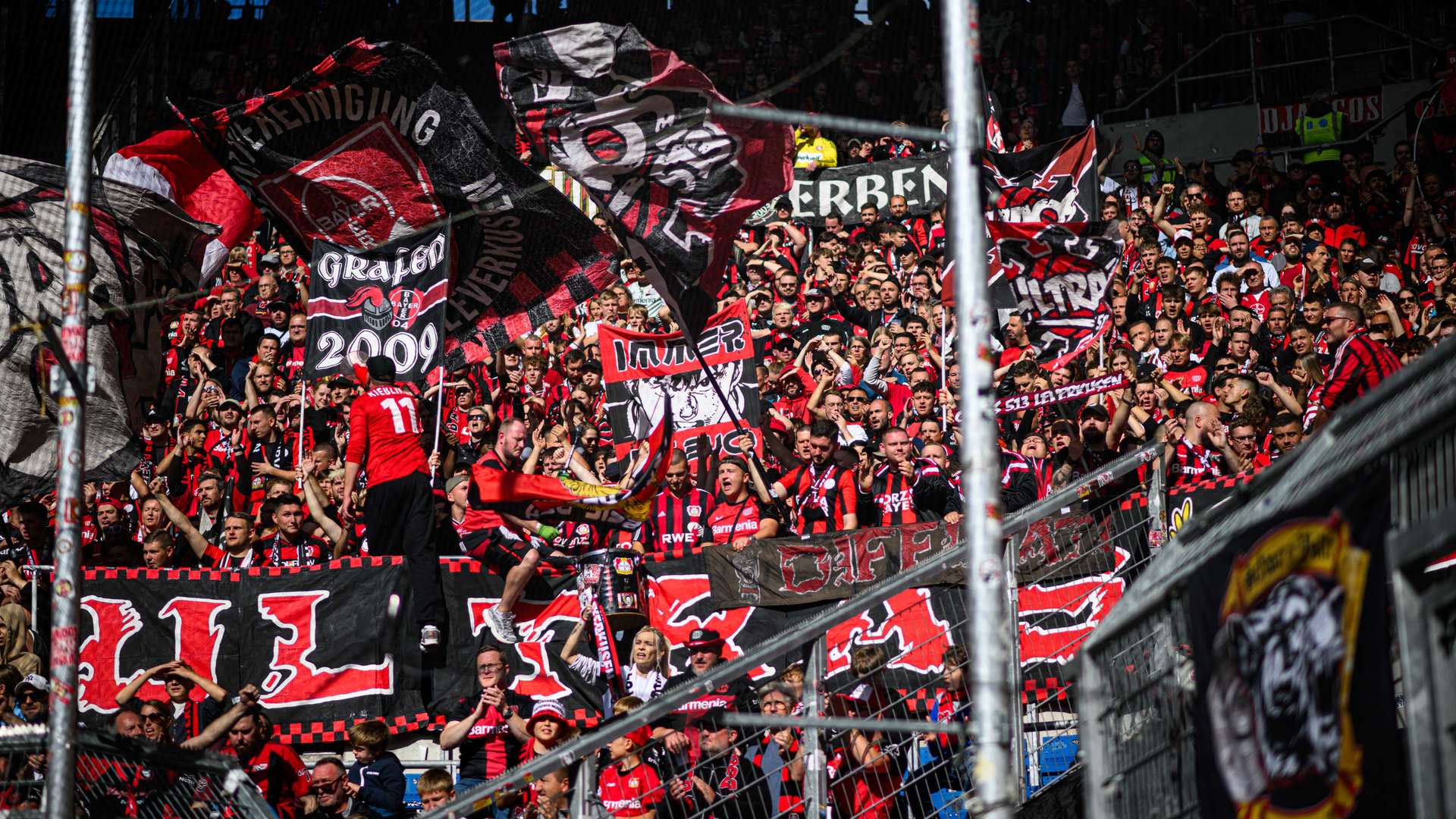 Die Bayer 04-Fans in Sinsheim