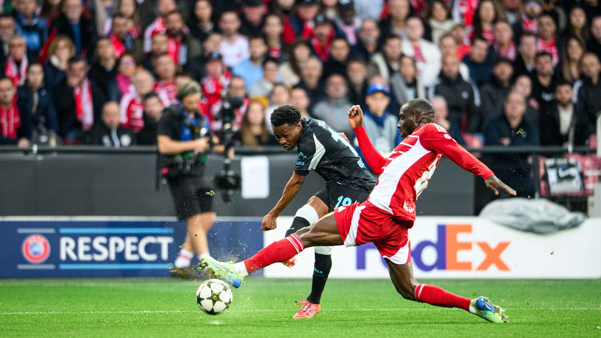 Champions League against Stade Brest