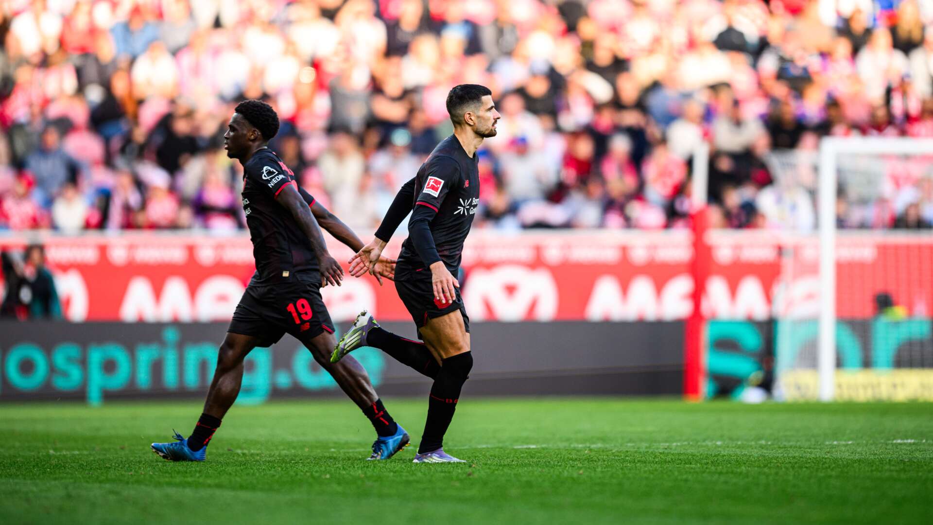 Martin Terrier kommt für Ernest Poku